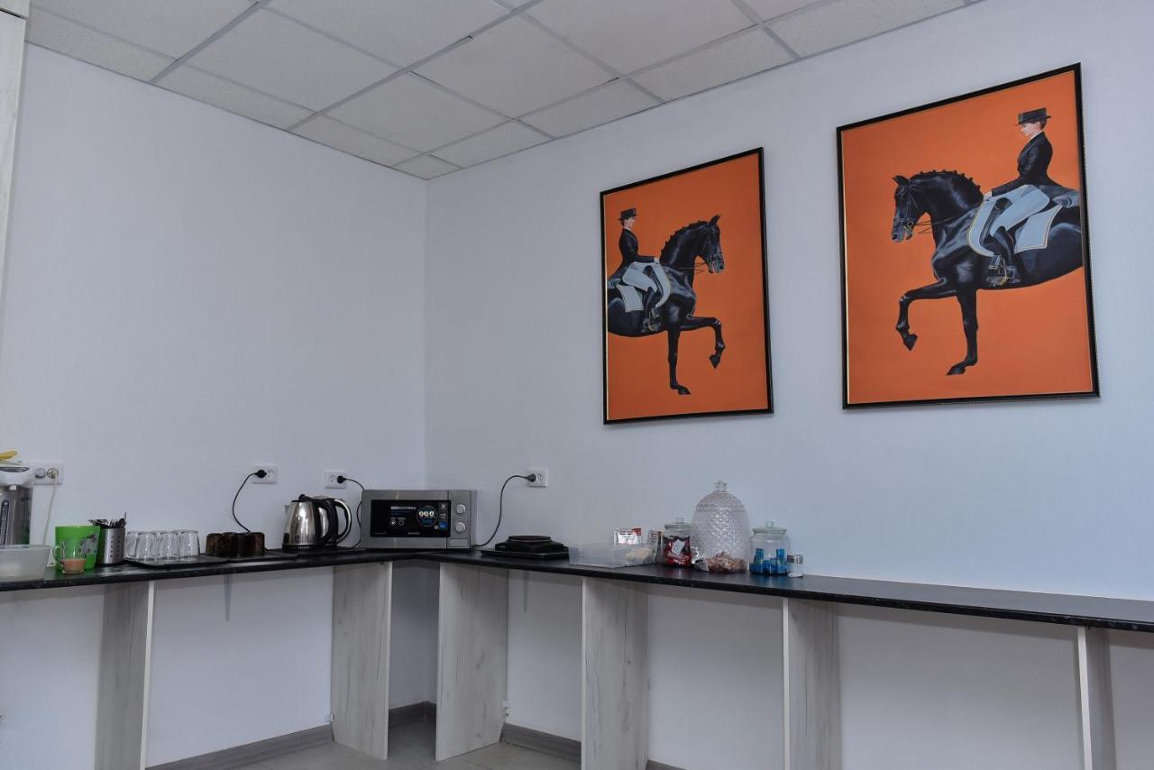 Hotel Fresh Aktobe Zewnętrze zdjęcie